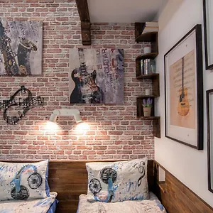 Appartamento The Music House - Exclusive In The Heart Of By Flat Mаnager, Sofia